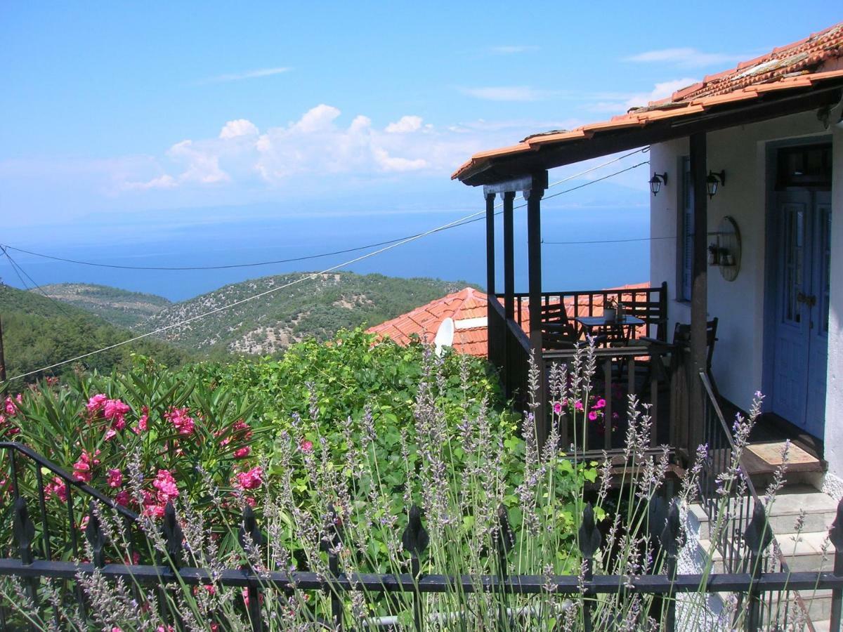 Athina'S House Guest House Skala Sotiros Exterior photo